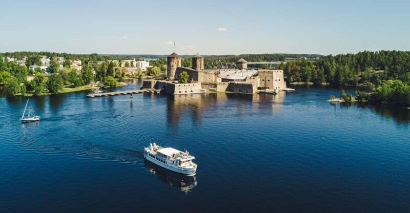 yoga-cruise-to-savonlinna-archipelago
