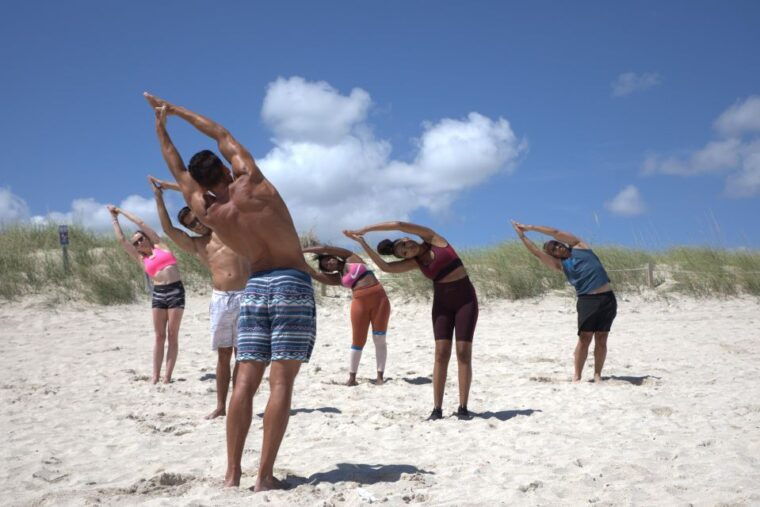 yoga-on-the-beach-in-south-beach