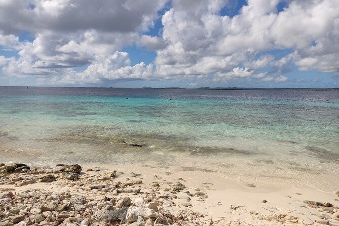 yoga-session-at-pink-beach