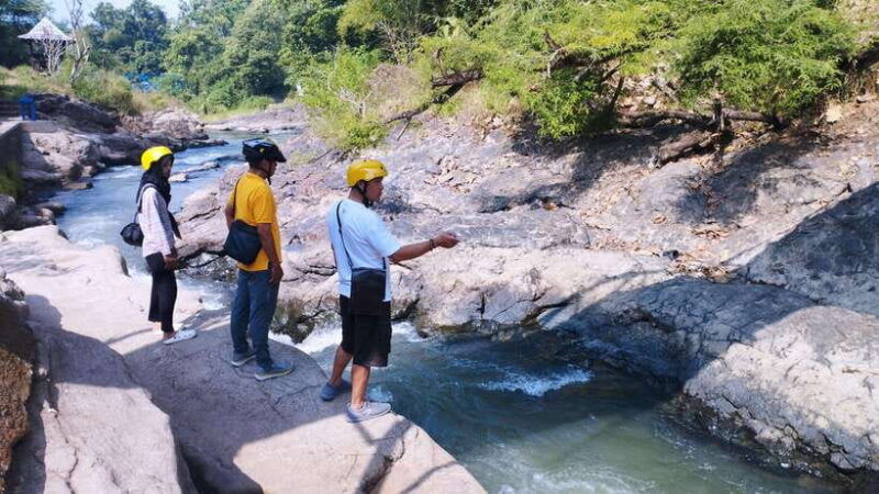 yogya-hidden-gems-heritage-bicycle-tour