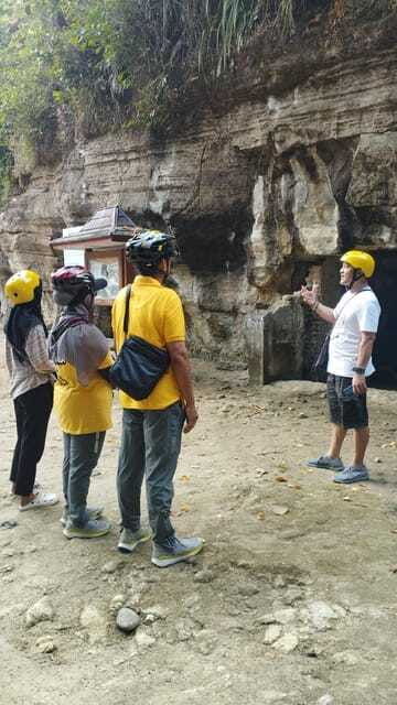 yogya-hidden-gems-heritage-bicycle-tour