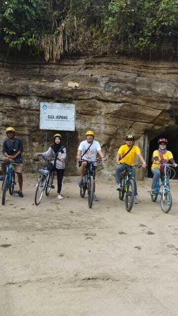 yogya-hidden-gems-heritage-bicycle-tour