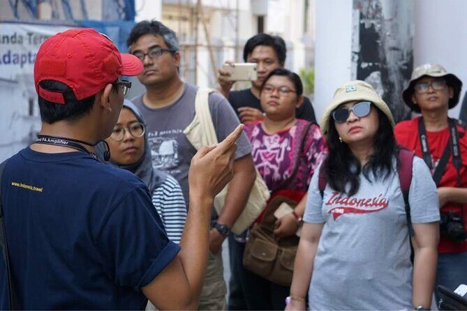 Yogyakarta: 2-Hour City Introduction on Walking Tour - Why This Tour Is a Great Value