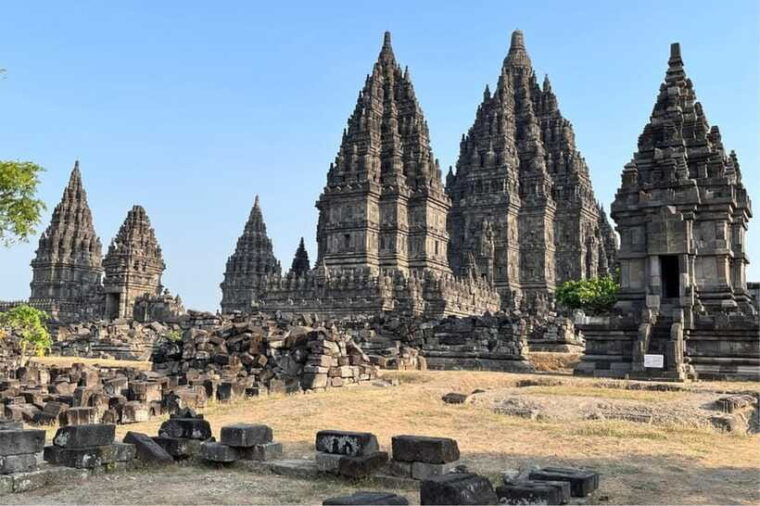 yogyakarta-3-hour-prambanan-tour-include-pickup-entry-fee