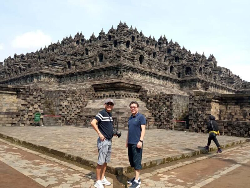 Yogyakarta: 4 Day Borobudur Climb up, Prambanan Bromo & Ijen - An Introduction to Java’s Must-See Sights in Four Days