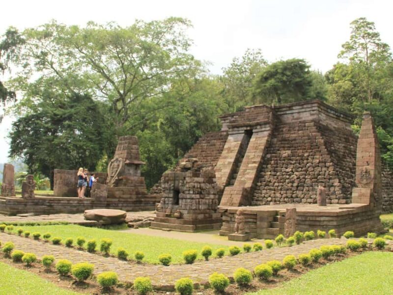 Yogyakarta: Ancient Human Museum & Exotic Sukuh Temple - Sukuh Temple: A Mystical Hindu Site on the Slopes of Mount Lawu