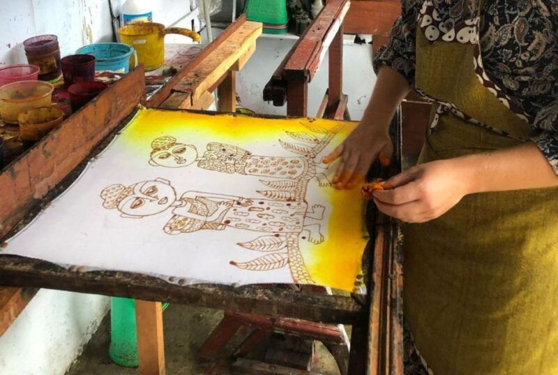 yogyakarta-batik-painting-workshop