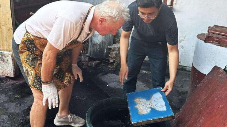 yogyakarta-batik-workshop-with-hotel-pickup-and-drop-off