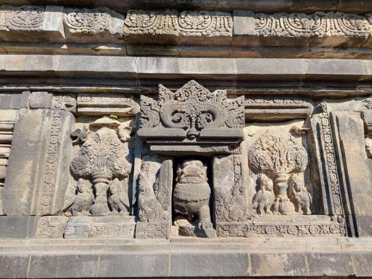 yogyakarta-borobudur-3-day-private-tour-excursion