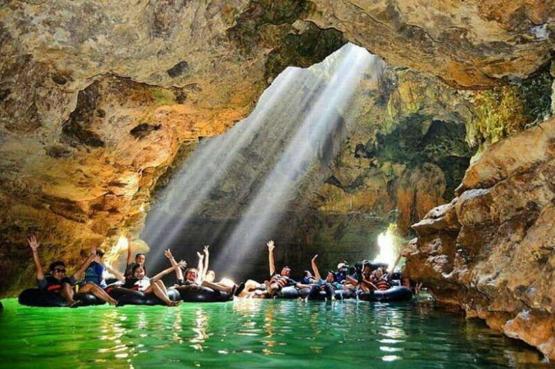 yogyakarta-borobudur-4-day-private-tour-excursion