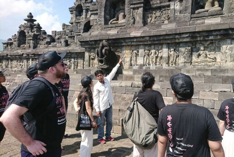 yogyakarta-borobudur-and-prambanan-temple-tour-with-climb