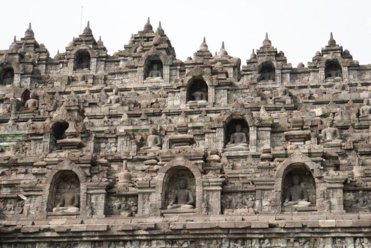 yogyakarta-borobudur-and-prambanan-temple-tour-with-climb