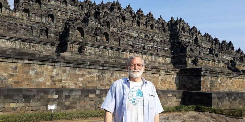 yogyakarta-borobudur-and-prambanan-temples-day-tour