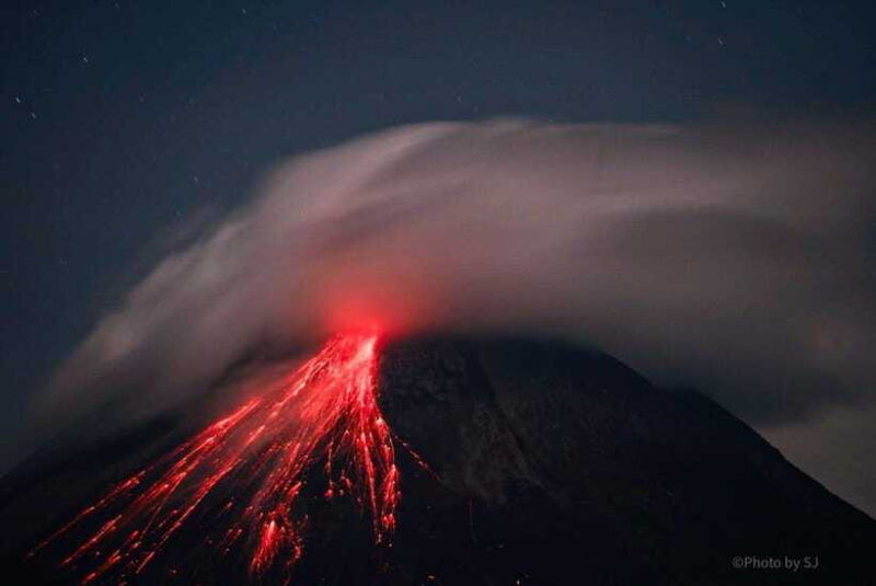 yogyakarta-borobudur-and-prambanan-temples-guided-tour