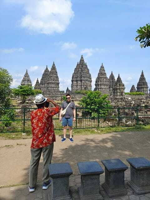 yogyakarta-borobudur-and-prambanan-temples-tour