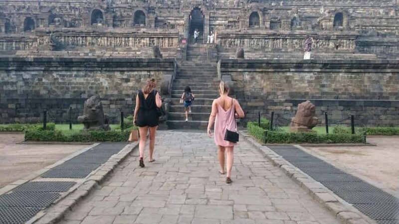 Yogyakarta: Borobudur and Prambanan with a private car - Key Points