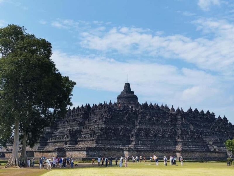 Yogyakarta: Borobudur Climb and Prambanan Shared Guided Tour - Authentic Experiences from Previous Travelers