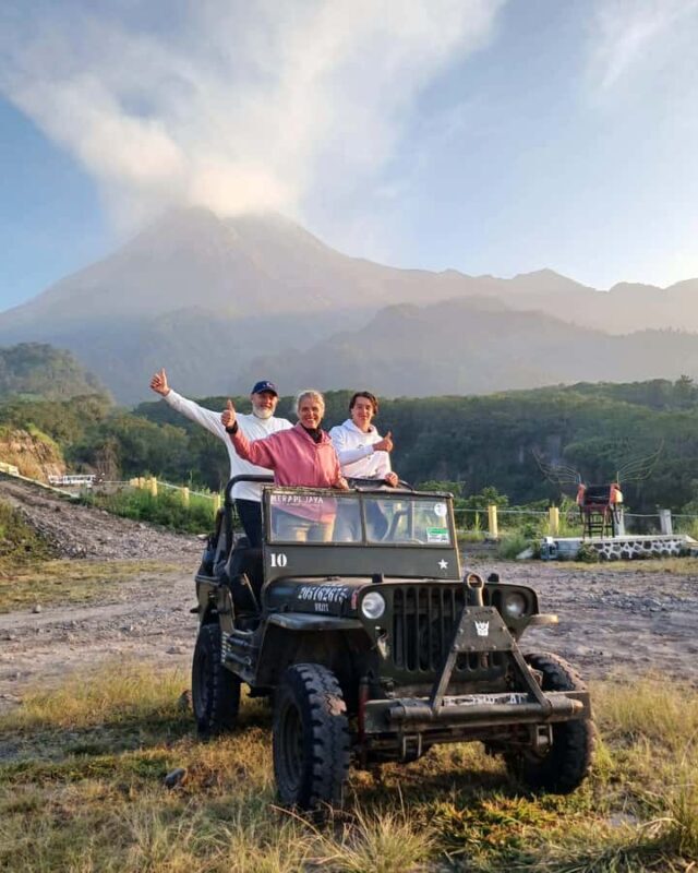 Yogyakarta: Borobudur Climb the Top & Mount Merapi Jeep Tour - Introduction to the Tour