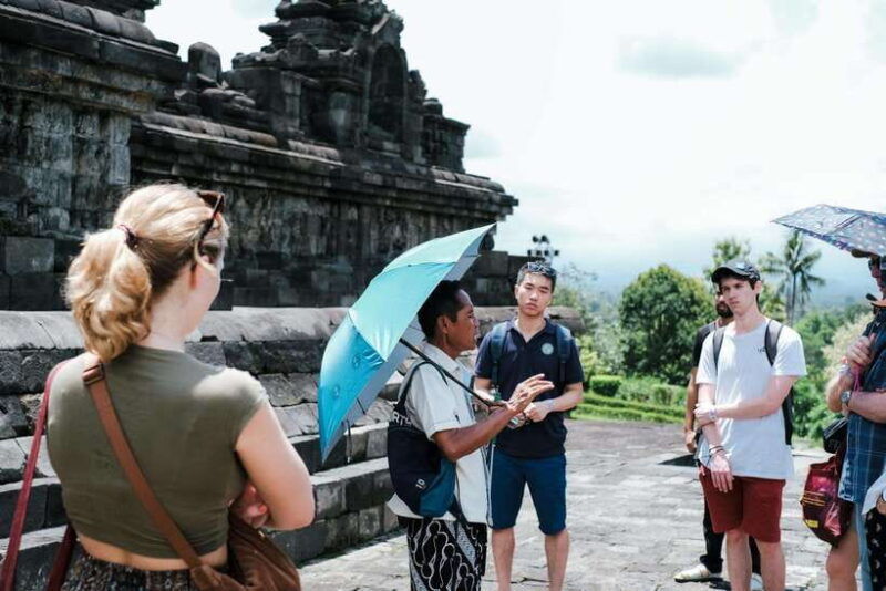yogyakarta-borobudur-climb-up-guided-shared-tour