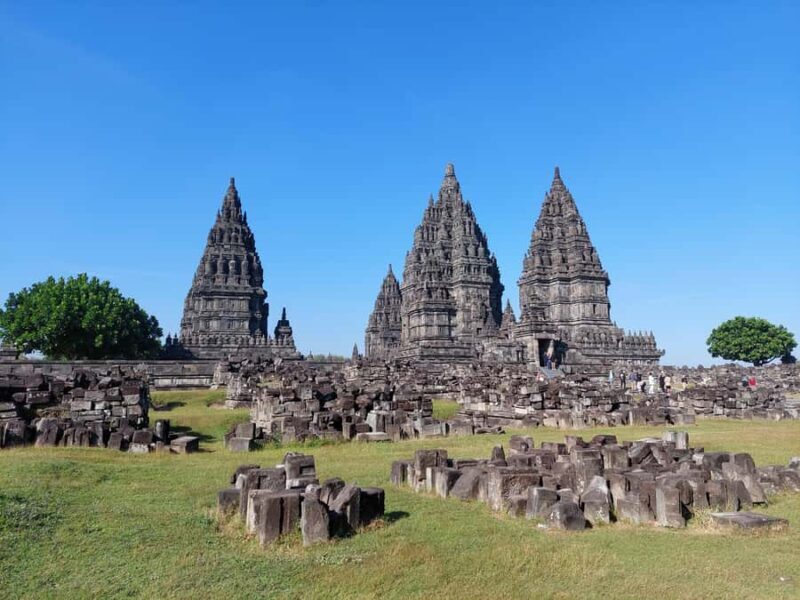 Yogyakarta: Borobudur, Merapi Volcano, Prambanan 1-day Tour - Prambanan Temple: The Largest Hindu Complex in Indonesia