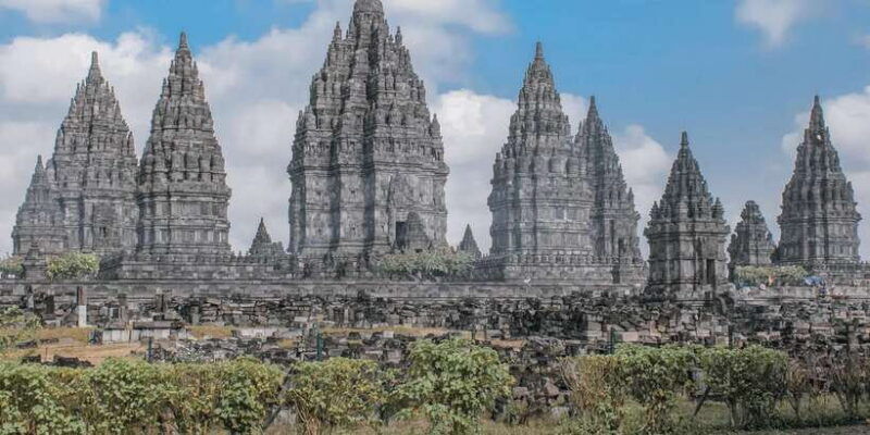 yogyakarta-borobudur-prambanan-mt-merapi-ramayana-dance
