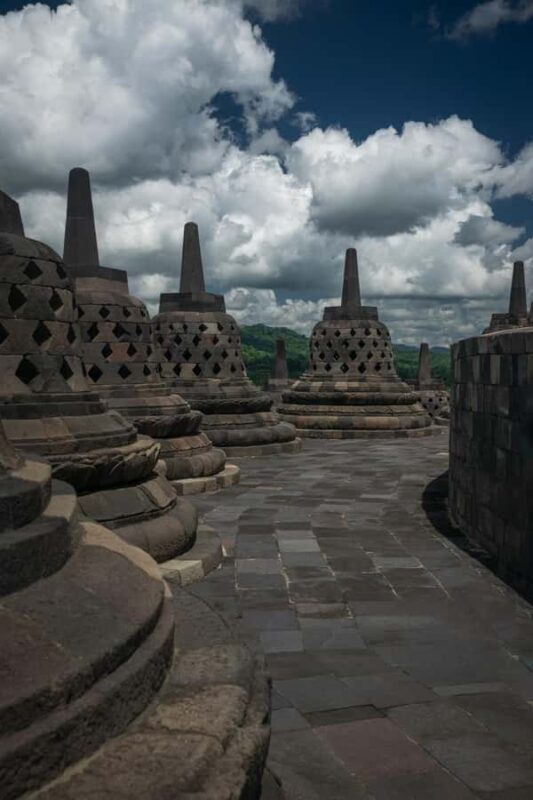 Yogyakarta: Borobudur & Prambanan Temple Tour Transportation - FAQs