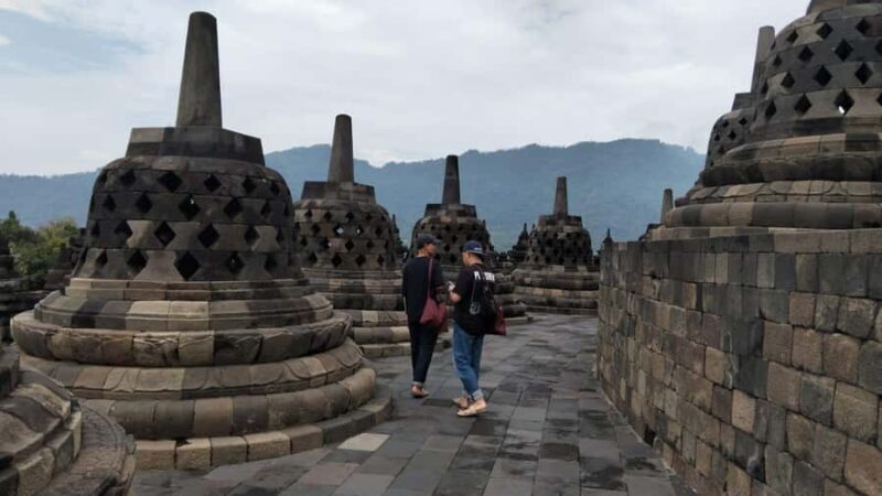 Yogyakarta: Borobudur Sunrise Climb and Prambanan Guided - FAQ