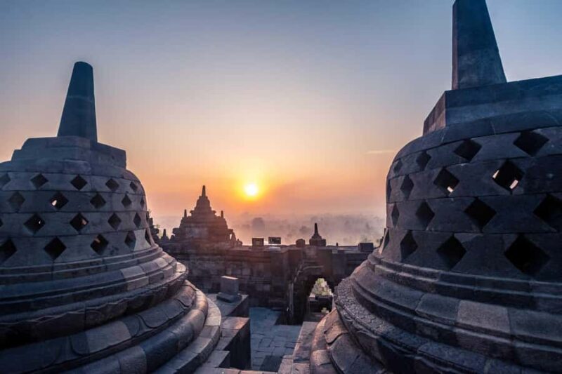 Yogyakarta: Borobudur Sunrise From Temple,Palace & Prambanan - Key Points