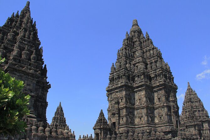 Yogyakarta Borobudur sunrise Guarantee Climb up and Prambanan - Who Is This Tour Best For?