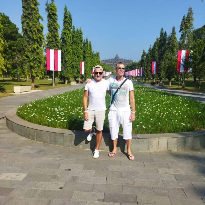 Yogyakarta : Borobudur Sunrise Tour Half-Day with Pick Up - A closer look at the experience