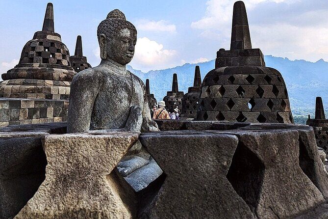 Yogyakarta Borobudur Temple and Prambanan Private Tour - Explore the Best of Yogyakarta with the Borobudur & Prambanan Private Tour