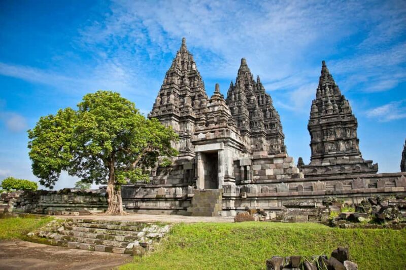 YOGYAKARTA ;BOROBUDUR TEMPLE,JEEP MERAPI VULCANO,PRAMBANAN. - FAQ