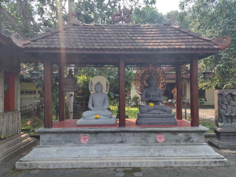 Yogyakarta: Borobudur VIP Climb Up and Prambanan Temple Tour - FAQ