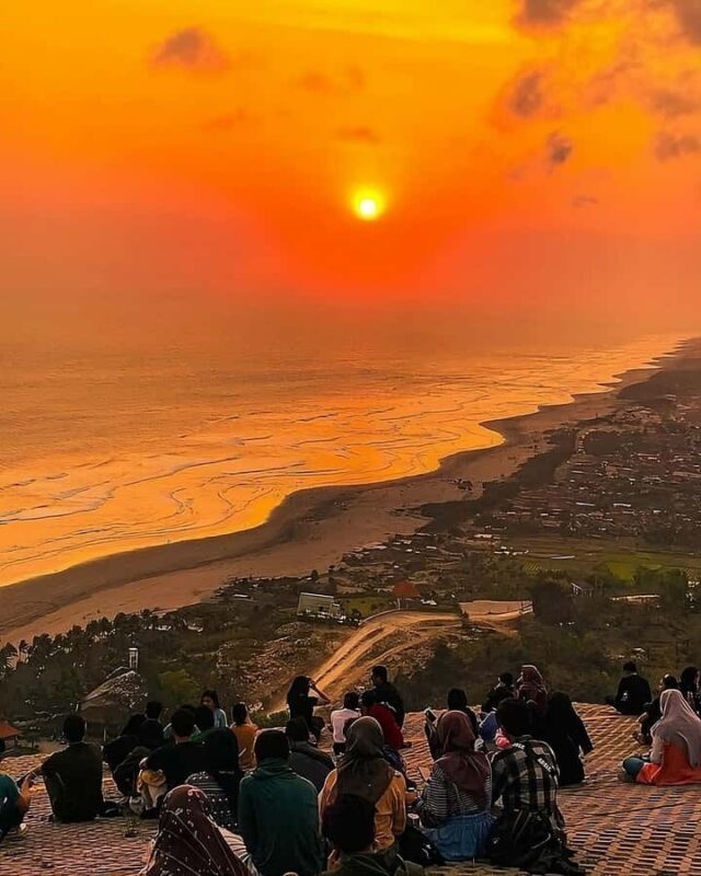 Yogyakarta: Cave, Highland, Sunset, & Night View Day Tour - Who Is This Tour Best For?