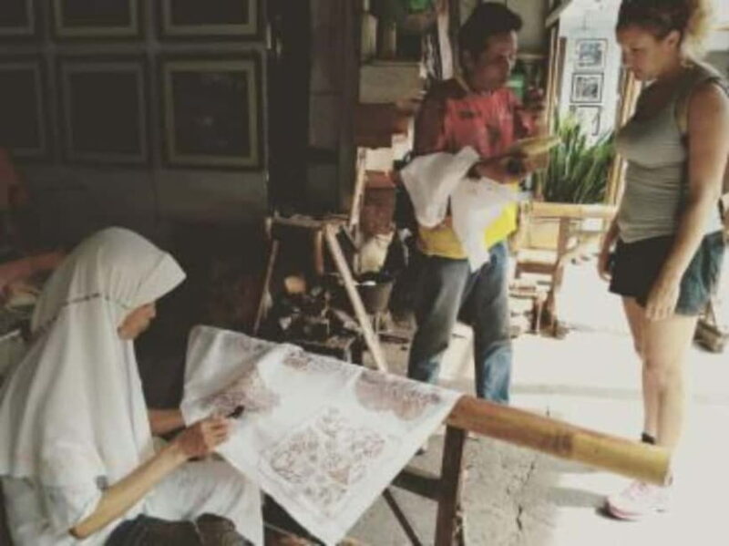 YOGYAKARTA CITY TOUR,SULTAN PALACE,WATER CASTLE AND CRAFTS. - Frequently Asked Questions (FAQs)