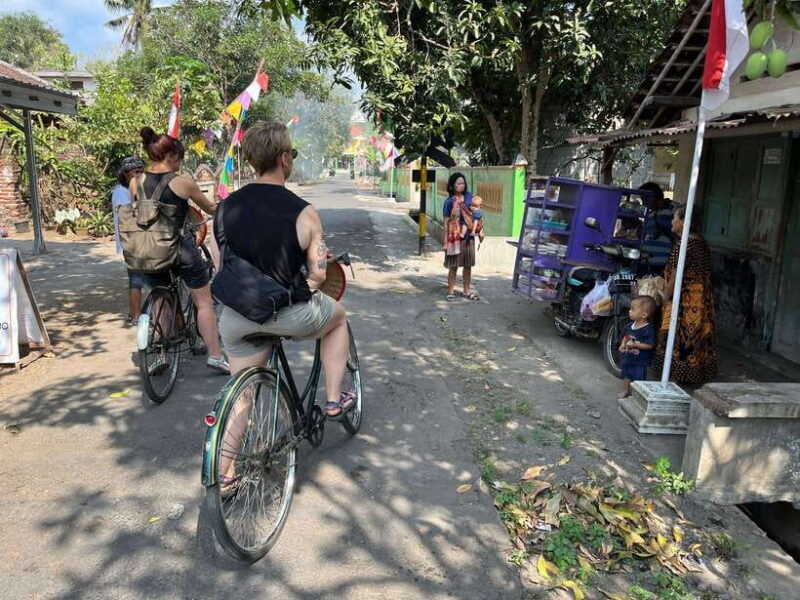 yogyakarta-countryside-village-cycling-tour-with-guide