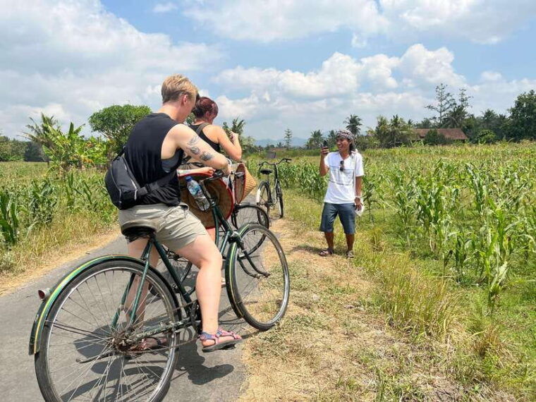 yogyakarta-countryside-village-cycling-tour-with-guide