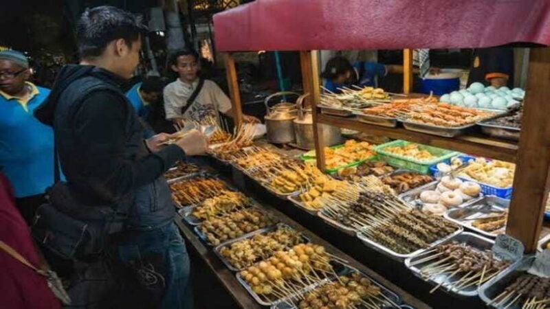Yogyakarta : Culinary Food Tasting & Walking Tour with Local - Final Thoughts: Is It Worth It?