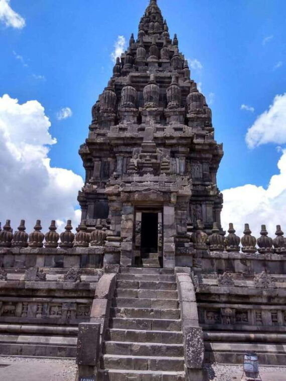 yogyakarta-dieng-plateau-heaven-on-earth-day-trip