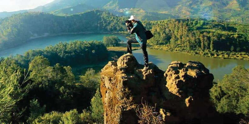 yogyakarta-dieng-sunrise-trip-borobudur-afternoon-tour