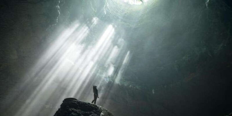 yogyakarta-discover-jomblang-cave-prambanan-temple