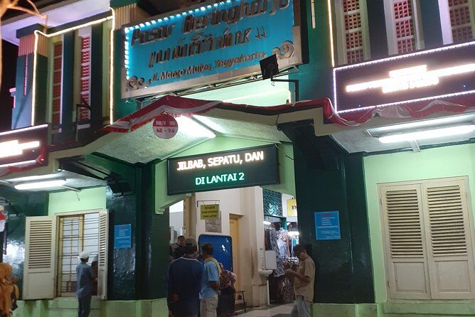 Yogyakarta Evening Walking and Food Tour - A Closer Look at the Itinerary