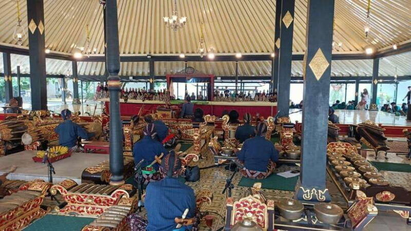 yogyakarta-explore-ancient-cultural-relics