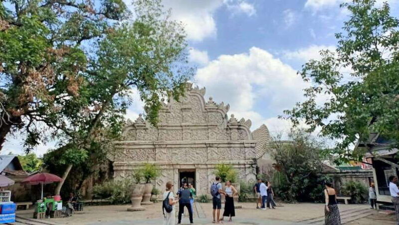 yogyakarta-explore-ancient-cultural-relics