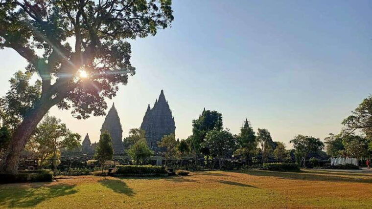 yogyakarta-explore-ancient-cultural-relics