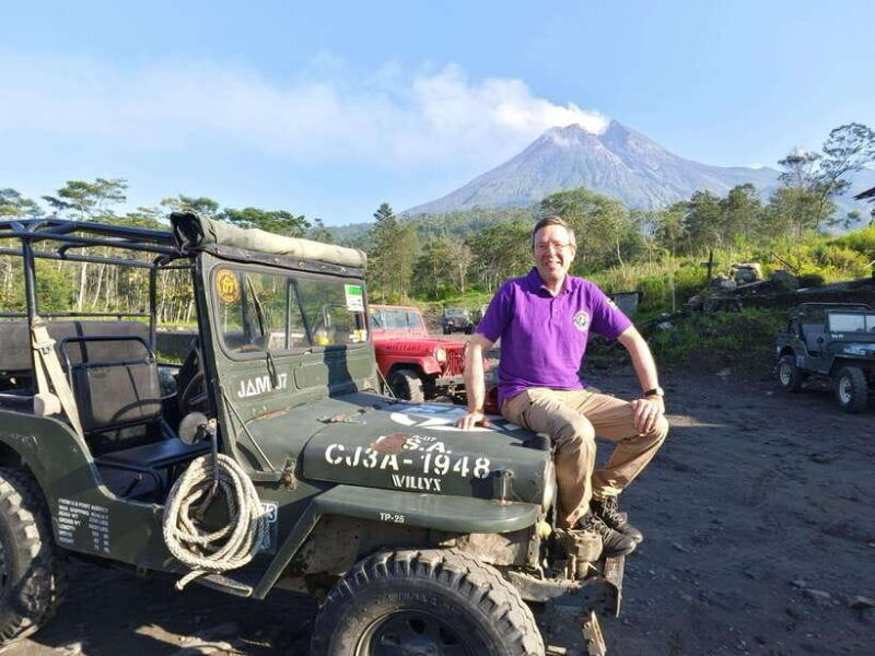 yogyakarta-explore-merapi-using-safari-jeep-with-pickup