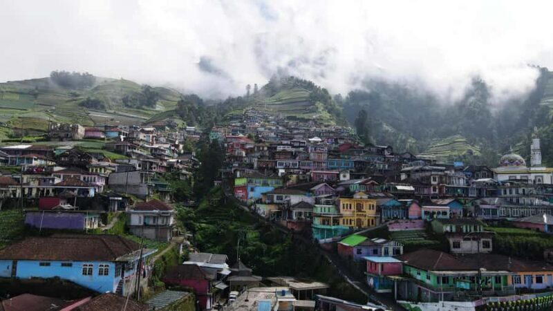 Yogyakarta : explore Nepal van Java + Selogriyo temple - Key Points