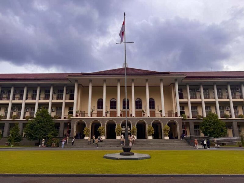 Yogyakarta: Gadjah Mada University Walking Tour - What to Expect from the Gadjah Mada University Walking Tour