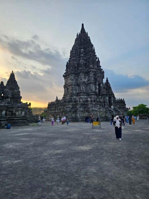 Yogyakarta Highlights: Merapi Volcano & Temples Tour - An In-Depth Look at the Tour Experience