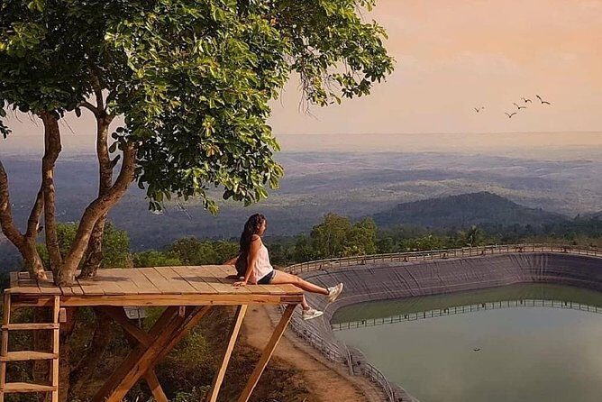 Yogyakarta Hiking Nglanggeran with English / Dutch / Italian / French Guide - The Authentic Experience and Value